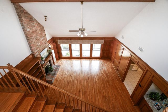 1002 Mill Run Drive, Sugar Land, TX 77498