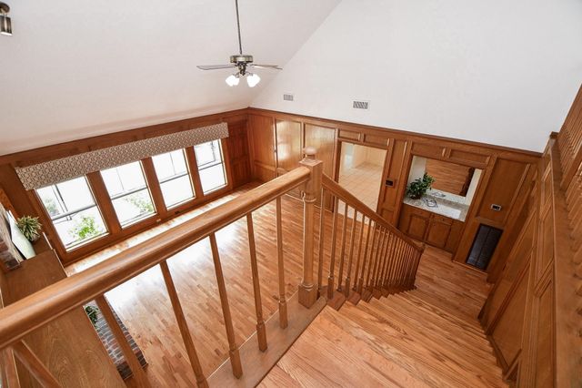 1002 Mill Run Drive, Sugar Land, TX 77498
