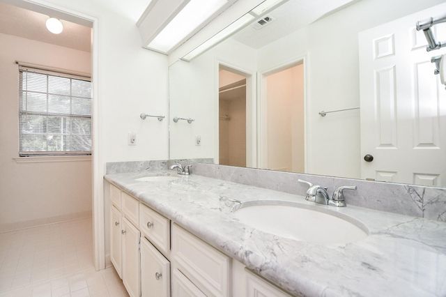 1002 Mill Run Drive, Sugar Land, TX 77498