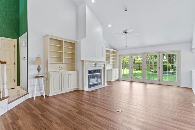 3786 E Kingsbury Street, Springfield, MO 65809