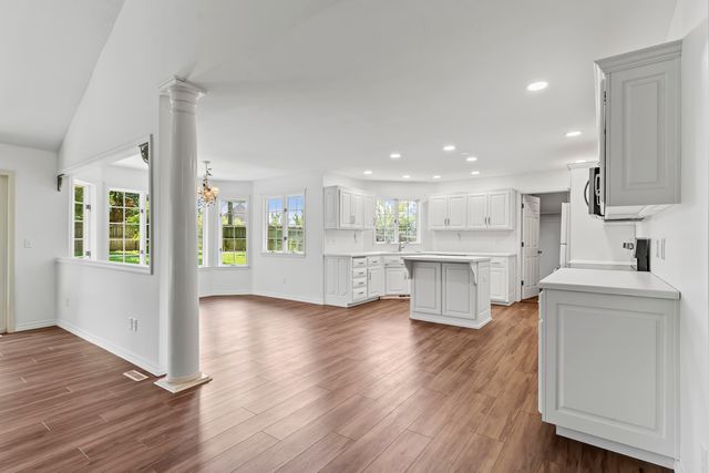 3786 E Kingsbury Street, Springfield, MO 65809
