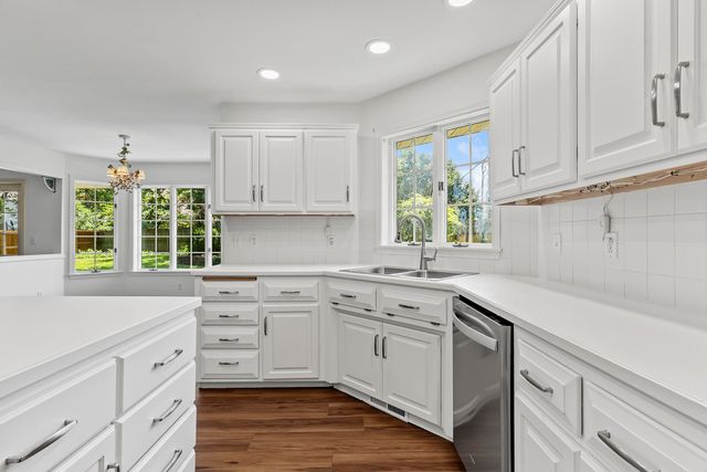 3786 E Kingsbury Street, Springfield, MO 65809