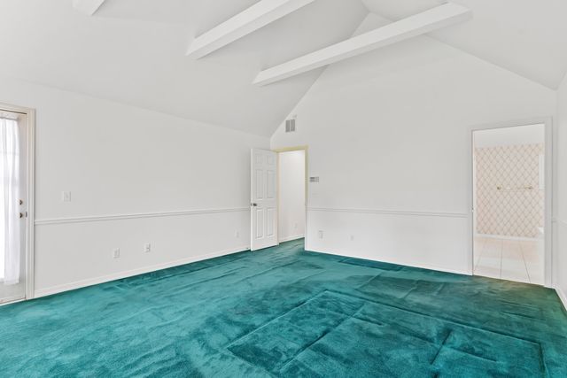 3786 E Kingsbury Street, Springfield, MO 65809