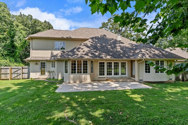 3786 E Kingsbury Street, Springfield, MO 65809