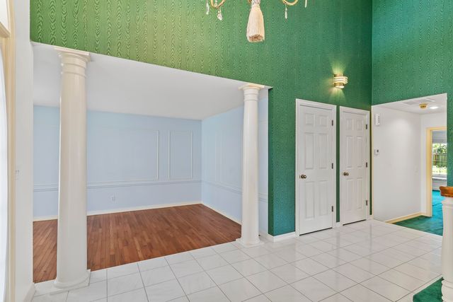 3786 E Kingsbury Street, Springfield, MO 65809