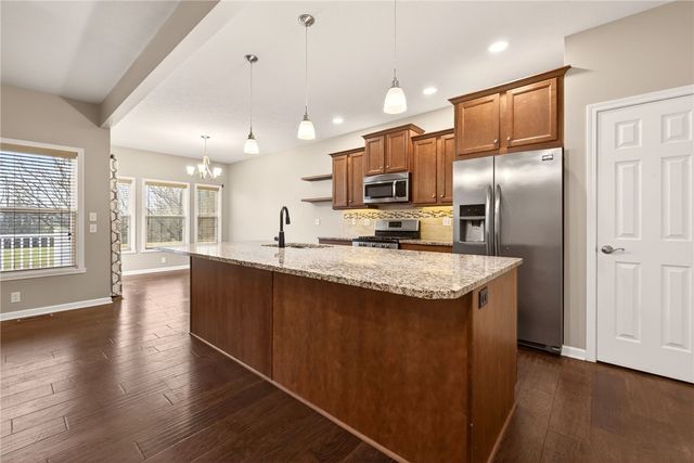 5966 Monarch Drive, Farmington, NY 14425
