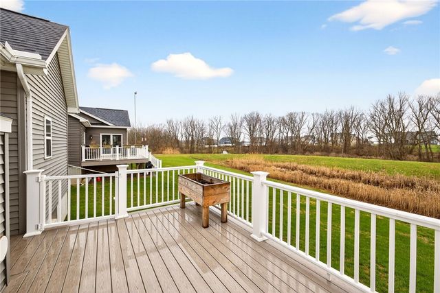 5966 Monarch Drive, Farmington, NY 14425