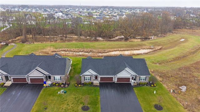 5966 Monarch Drive, Farmington, NY 14425