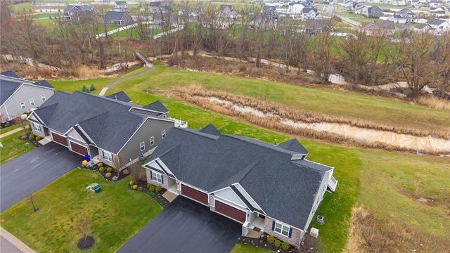 5966 Monarch Drive, Farmington, NY 14425