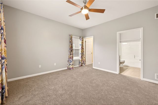 5966 Monarch Drive, Farmington, NY 14425