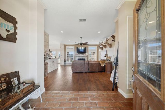 5250 Lauren Road, Alvin, TX 77511