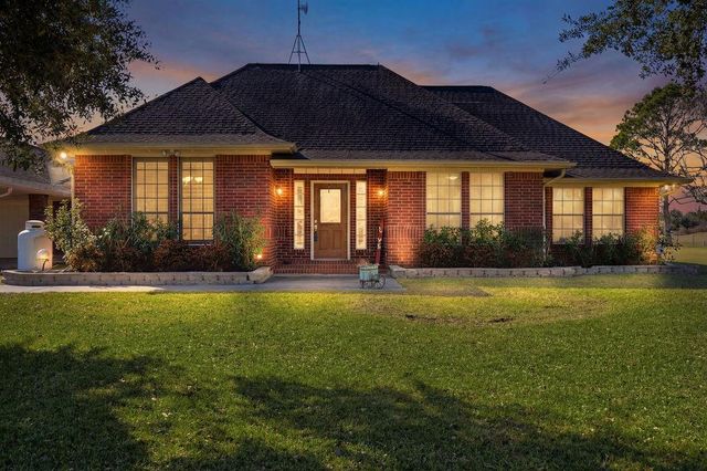 5250 Lauren Road, Alvin, TX 77511