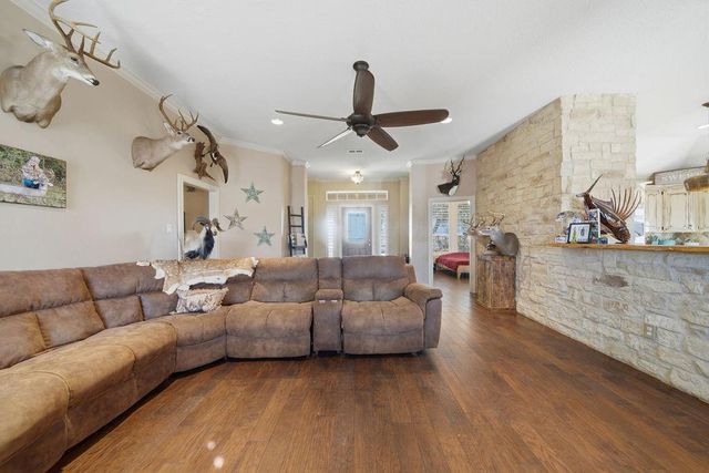 5250 Lauren Road, Alvin, TX 77511