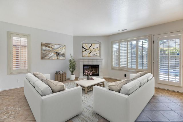 3724 Laurenburg Ave, Modesto, CA 95357