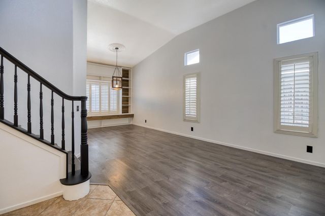 3724 Laurenburg Ave, Modesto, CA 95357