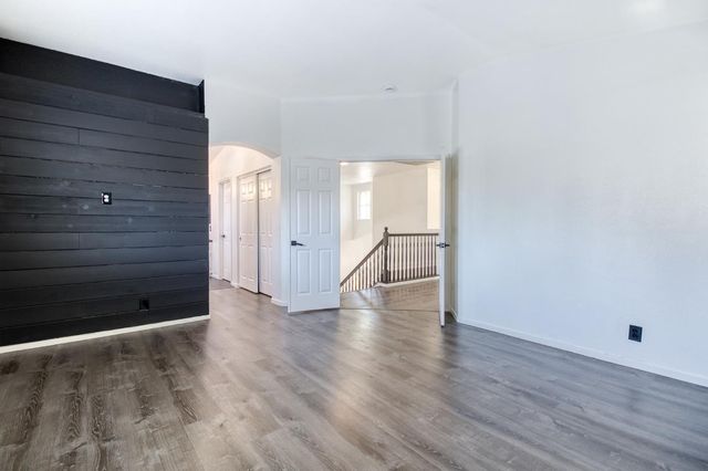 3724 Laurenburg Ave, Modesto, CA 95357