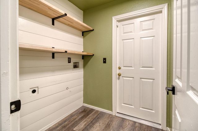 3724 Laurenburg Ave, Modesto, CA 95357