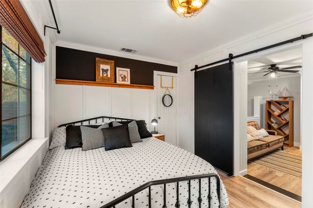 375 S Whispering Pine Trail, Mount Vernon, TX 75457