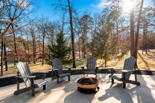 375 S Whispering Pine Trail, Mount Vernon, TX 75457