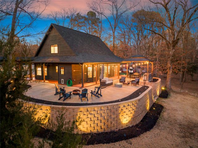 375 S Whispering Pine Trail, Mount Vernon, TX 75457