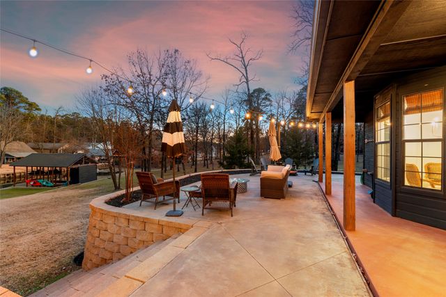 375 S Whispering Pine Trail, Mount Vernon, TX 75457