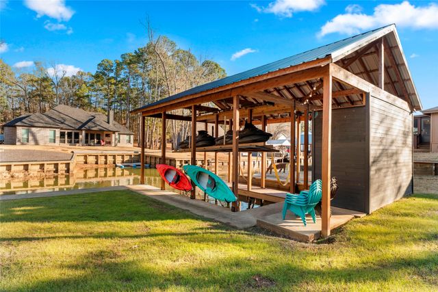 375 S Whispering Pine Trail, Mount Vernon, TX 75457