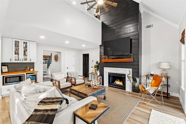 375 S Whispering Pine Trail, Mount Vernon, TX 75457