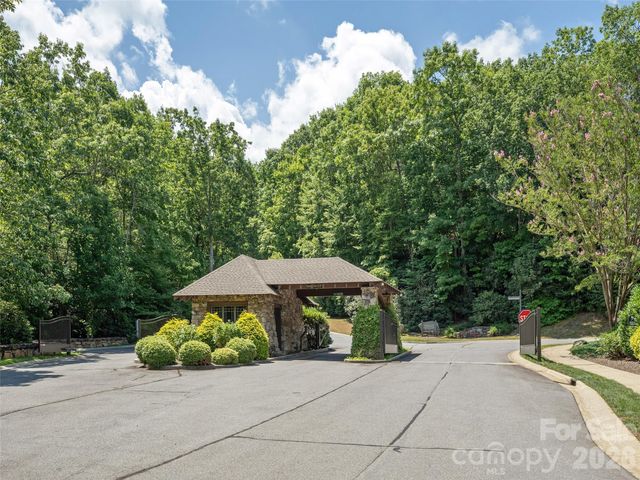 21 Sisters View Drive 144, Black Mountain, NC 28711