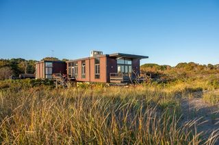 68 Paine Ave, Beverly, MA 01915