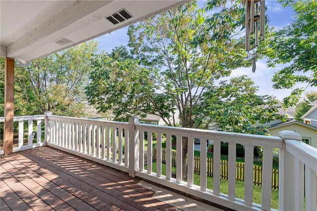 406 N Olivia Avenue, Lawrence, KS 66049