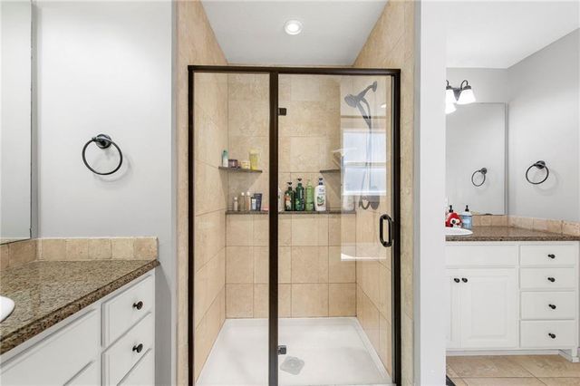 406 N Olivia Avenue, Lawrence, KS 66049