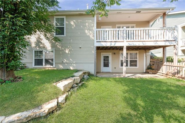 406 N Olivia Avenue, Lawrence, KS 66049