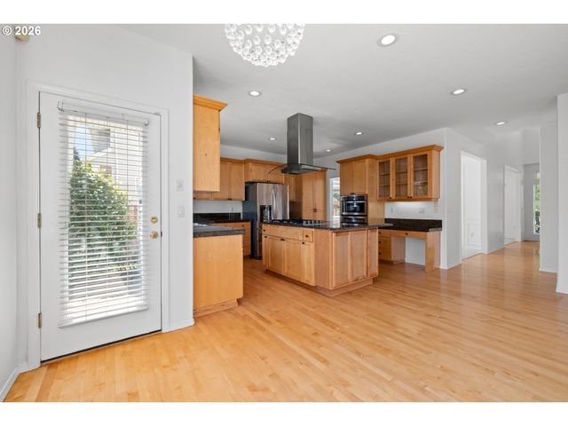 17170 Nw TUCSON St, Beaverton, OR 97006