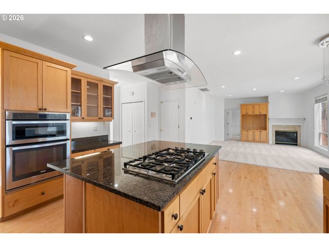 17170 Nw TUCSON St, Beaverton, OR 97006