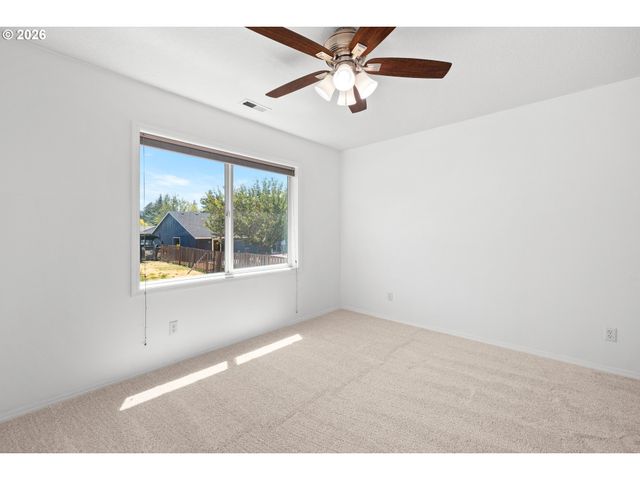 17170 Nw TUCSON St, Beaverton, OR 97006