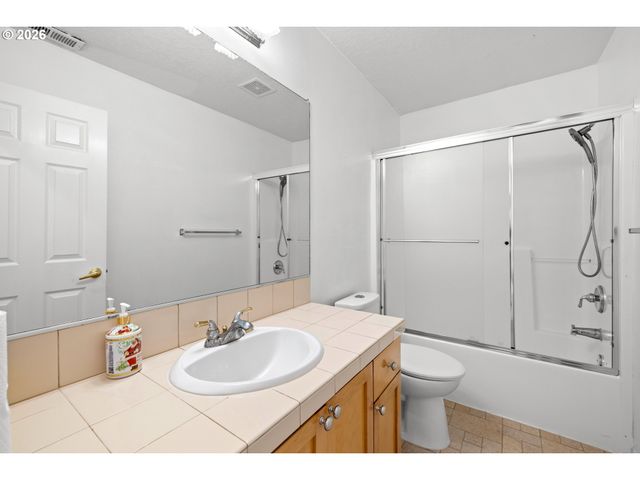 17170 Nw TUCSON St, Beaverton, OR 97006