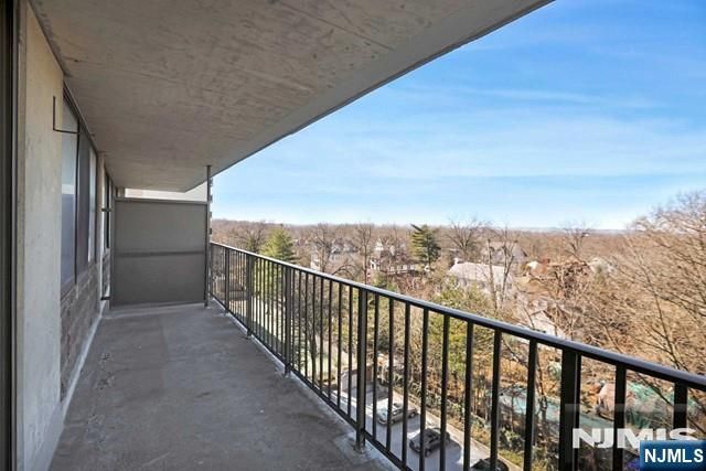 277 Prospect Avenue 7H, Hackensack, NJ 07601
