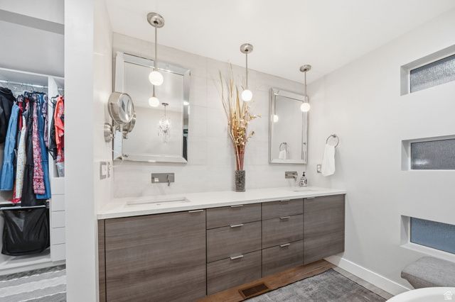 2031 E LA TOUR CIR, Salt Lake City, UT 84121