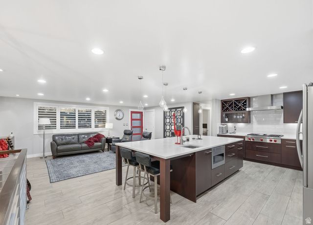 2031 E LA TOUR CIR, Salt Lake City, UT 84121