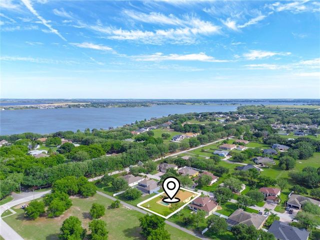 988 CLASSIC VIEW DRIVE, Auburndale, FL 33823