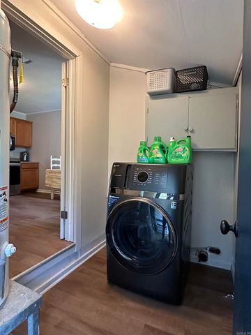 1001 Thelma, Benton, AR 72015