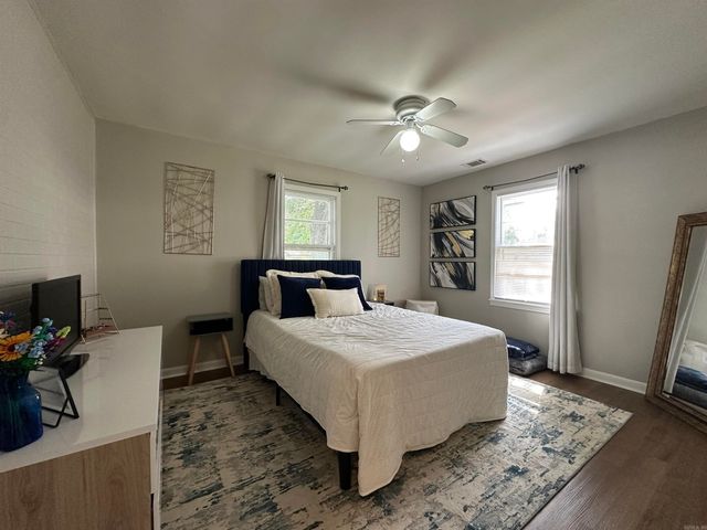 1001 Thelma, Benton, AR 72015
