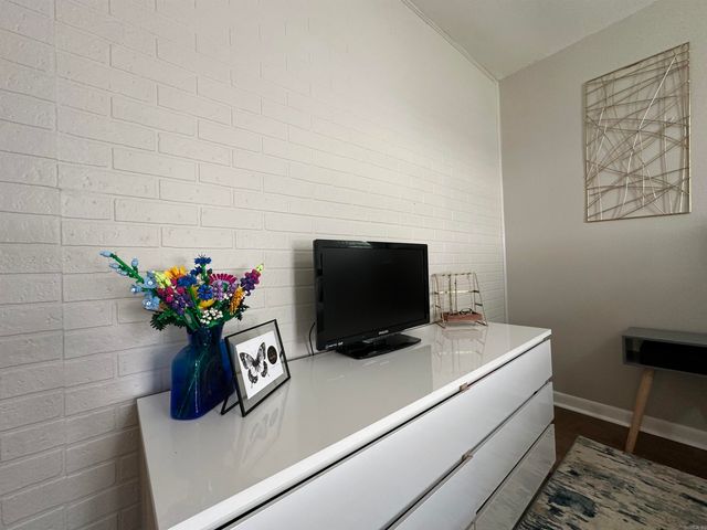1001 Thelma, Benton, AR 72015