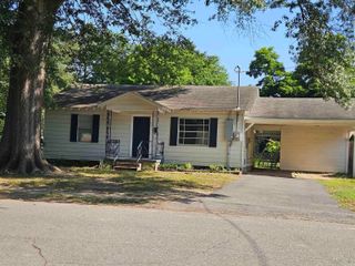 1001 Thelma, Benton, AR 72015