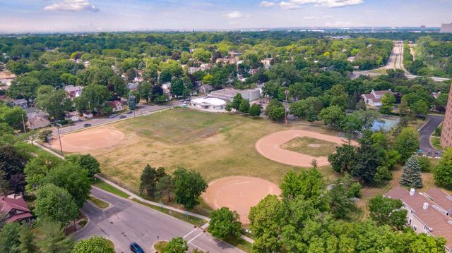 1181 Edgcumbe Road 514, Saint Paul, MN 55105