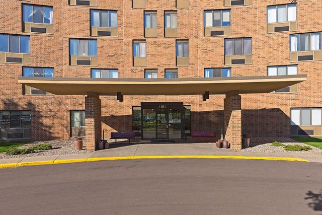 1181 Edgcumbe Road 514, Saint Paul, MN 55105