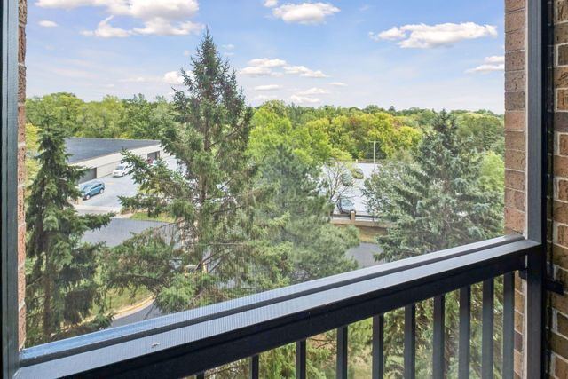 1181 Edgcumbe Road 514, Saint Paul, MN 55105