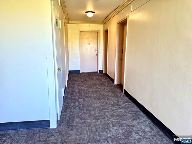 400 Fairview Avenue 5-D, Fort Lee, NJ 07024
