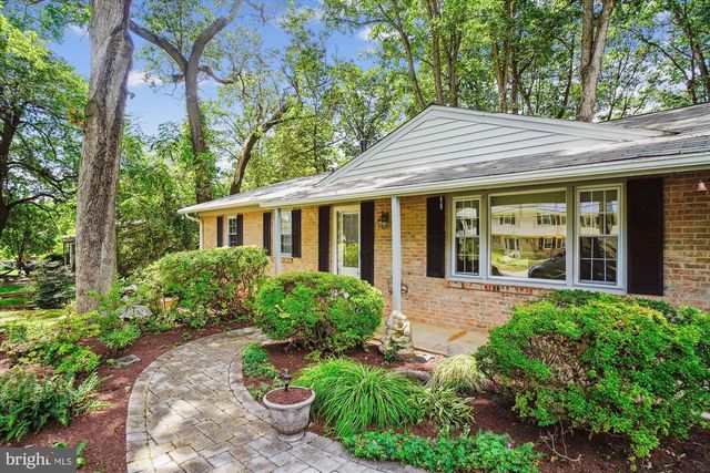 17808 CADDY DR, Rockville, MD 20855