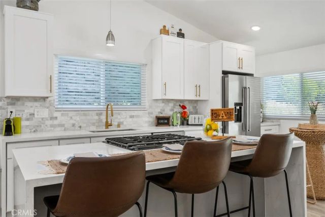 25552 Mackenzie Street, Laguna Hills, CA 92653
